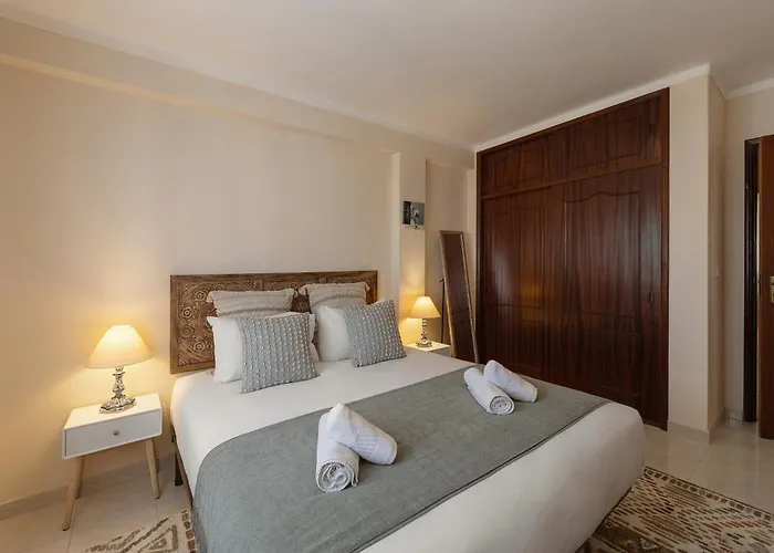 Consolacao Bay Duplex Apartment *