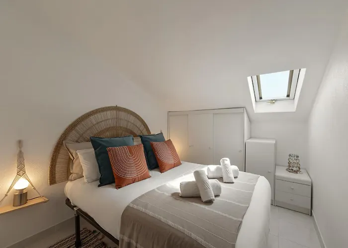 Consolacao Bay Duplex Apartment *