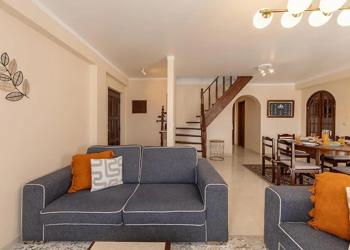 Consolacao Bay Duplex アトウギア・ダ・バレイア